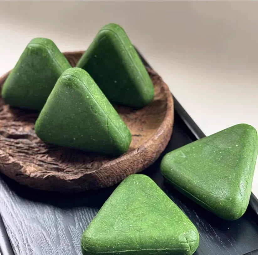 Nature Green Shampoo Bar – Plant-Based & Nourishing– Regrowth, Dandruff Control & Stronger Hair